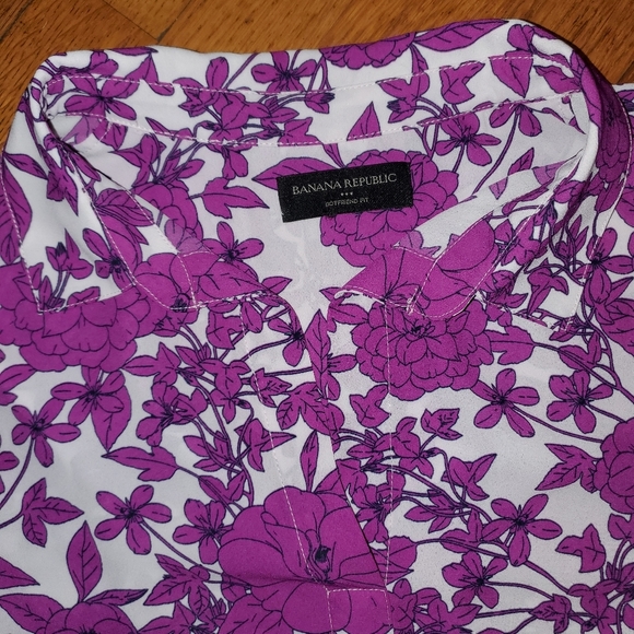 Banana Republic Boyfriend Fit Button Up Long Sleeve Blouse - Picture 4 of 11